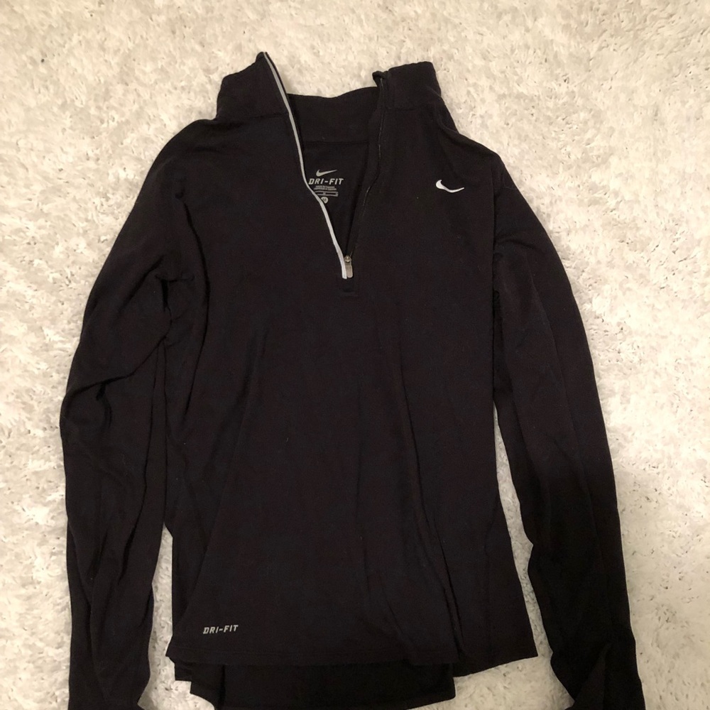 black Nike DRI-FIT